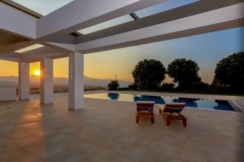 7 bedrooms Villa in Heraklion, Greece No. 24473 6