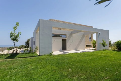 7 bedrooms Villa in Heraklion, Greece No. 24473 9