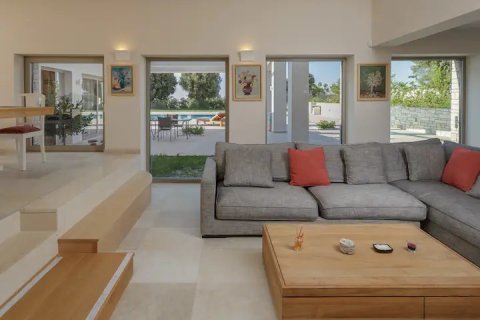 7 bedrooms Villa in Heraklion, Greece No. 24473 15