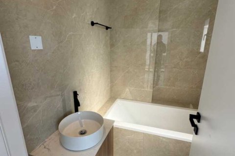 3 dormitorios Penthouse en Limassol, Cyprus No. 34619 8