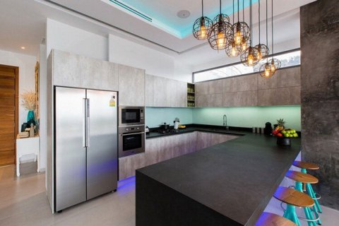 5 bedrooms Villa in Kata, Thailand No. 96788 25