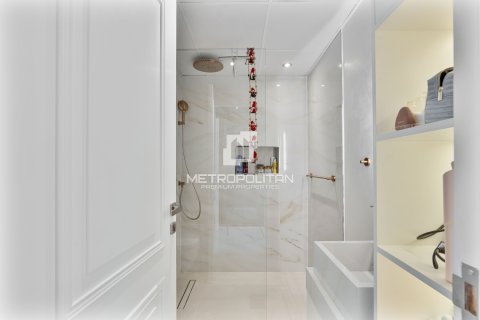 5 bedrooms Villa in Nguyen Thi Minh Khai, Vietnam No. 93864 19