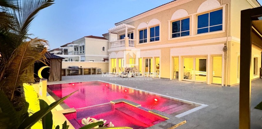 5 bedrooms Villa in Nguyen Thi Minh Khai, Vietnam No. 93864
