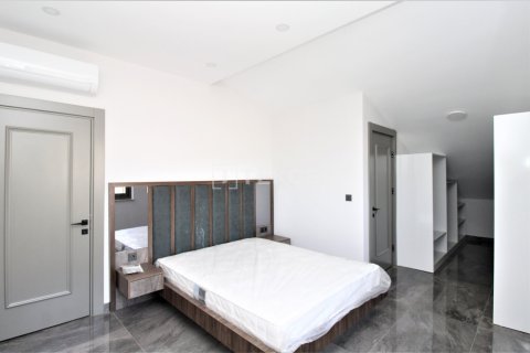 4 bedrooms Apartment in Tan Xuan, Vietnam No. 82987 30