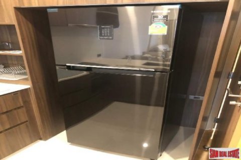 2 bedrooms Apartment in Bangkok, Thailand No. 95998 2