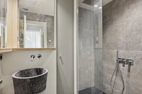 51m² Apartment in Cannes, France No. 68814 8