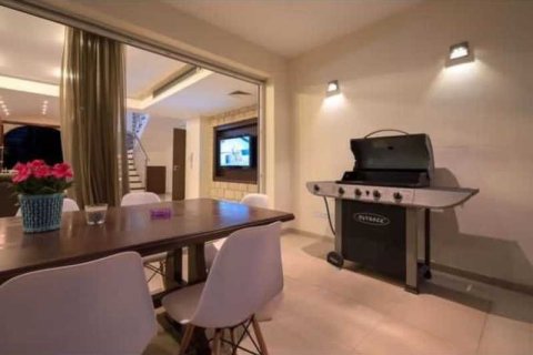 Вилла с 6 спальнями в Пафос, Кипр №101289 14