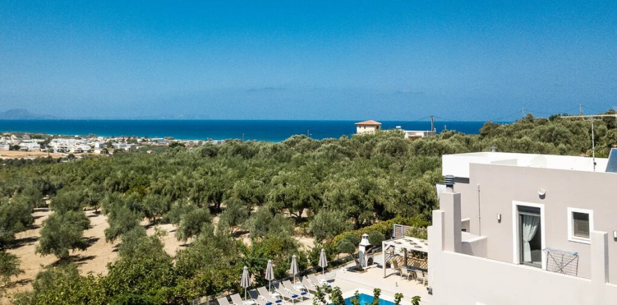 6 rooms Villa in Rethymno, Greece No. 108008