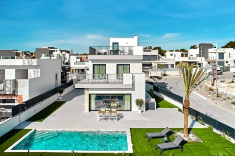 3 dormitorios Villa en San Miguel de Salinas, Spain No. 88351