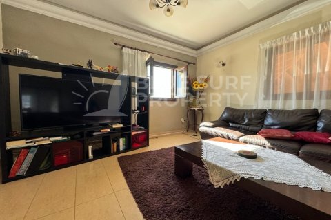 Вилла с 5 спальнями в Фамагуста, Кипр №104843 2