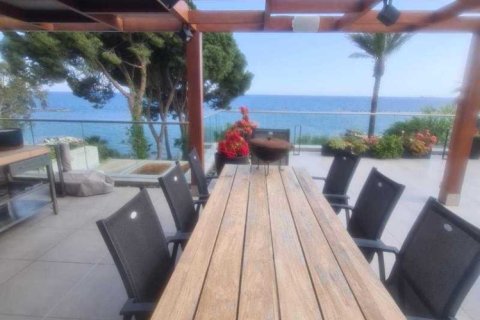 5 dormitorios House en Germasogeia, Cyprus No. 44728 2