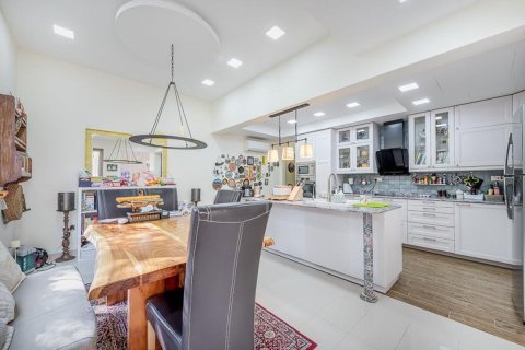 4 bedrooms Townhouse in Bavaria Town, Vietnam No. 94911 2