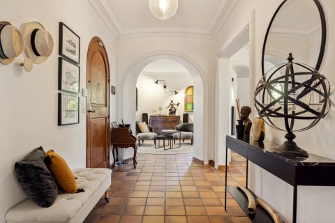 Вилла с 4 спальнями в Антиб, Франция №67957 10