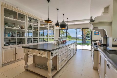 6 bedrooms Villa in Centre de Flacq, Mauritius No. 113006 14
