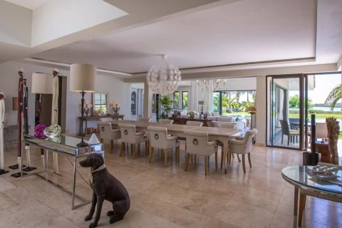 6 bedrooms Villa in Centre de Flacq, Mauritius No. 113006 9