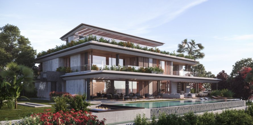 7 bedrooms Villa in Marbella, Spain No. 111951