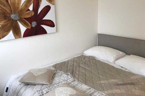 3 bedrooms Apartment in Limassol, Cyprus No. 104026 7