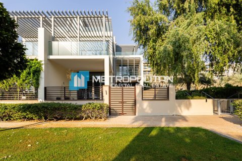 5 bedrooms Villa in Al Raha Beach, UAE No. 117670