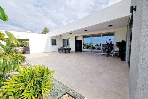 3 chambres House à Paphos, Cyprus No. 82709 4