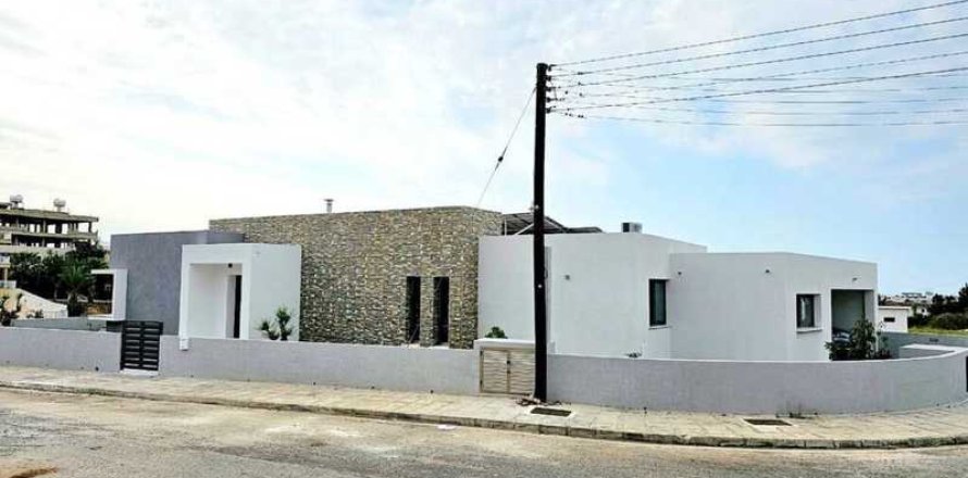 3 chambres House à Paphos, Cyprus No. 82709