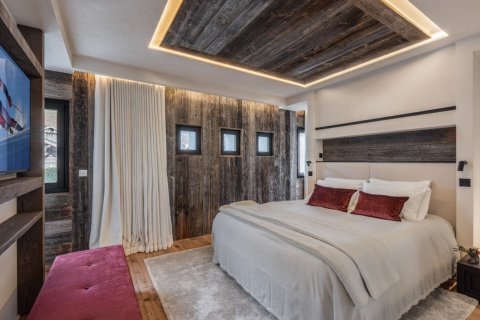 6 bedrooms House in Megeve, France No. 99385 11