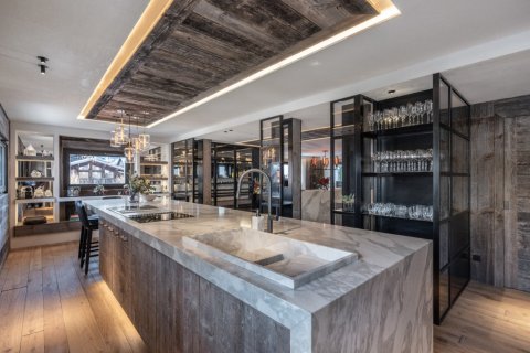 6 bedrooms House in Megeve, France No. 99385 15