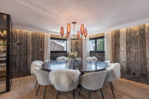 6 bedrooms House in Megeve, France No. 99385 4