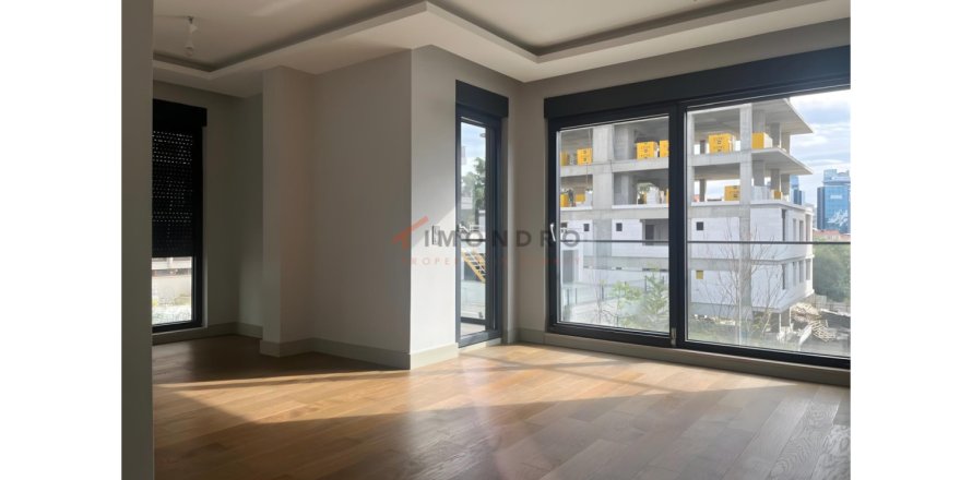 2 bedrooms Apartment in Besiktas, Turkey No. 118108