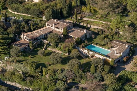 6 bedrooms House in Tourrettes-sur-Loup, France No. 74631 11