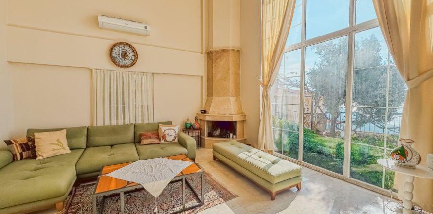 5 rooms Villa à Tepe, Turkey No. 123816