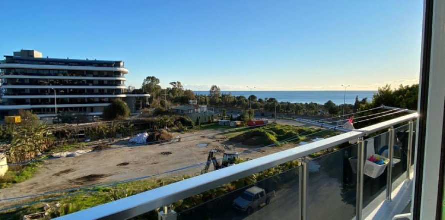 Квартира с 3 спальнями в Каргыджак, Турция №13420