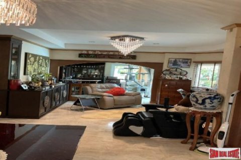 4 bedrooms House in Pattaya, Thailand No. 96610 5