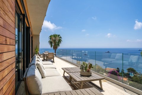 5 bedrooms Villa in Roquebrune-Cap-Martin, France No. 67384 1