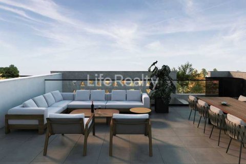 3 bedrooms Penthouse in Mesa Geitonia, Cyprus No. 70125 9