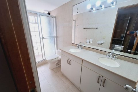 3 bedrooms House in Panama City, Panama No. 83148 30