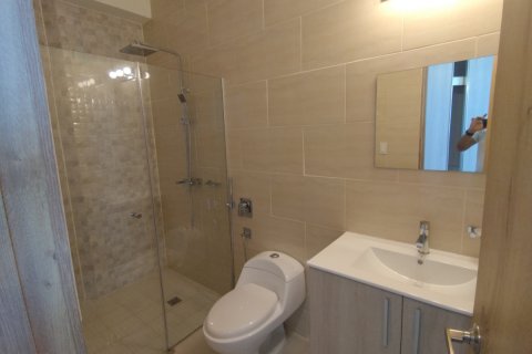 2 bedrooms Apartment in Panama City, Panama No. 109775 4