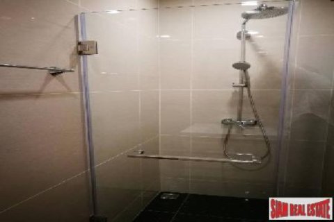 2 bedrooms Apartment in Bangkok, Thailand No. 96808 14