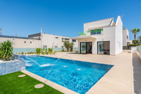 3 bedrooms Villa in Dehesa De Campoamor, Spain No. 121846