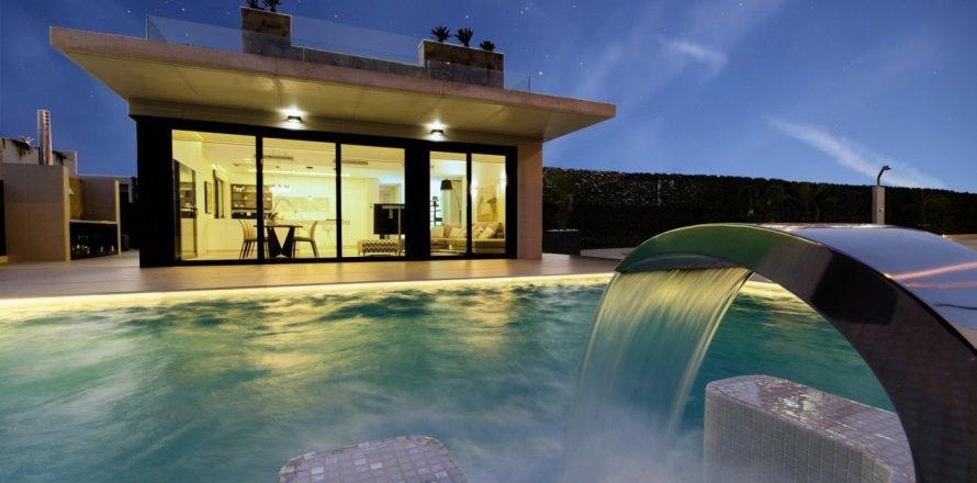 4 bedrooms Villa in Dehesa De Campoamor, Spain No. 112280