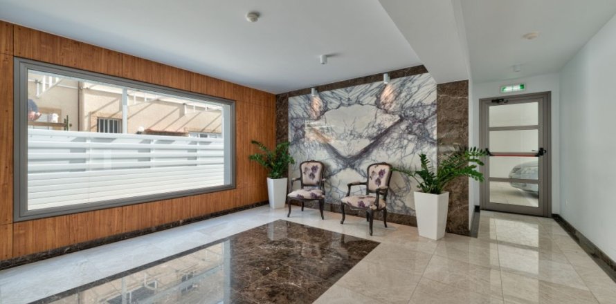 Квартира студия в Никосия, Кипр №105293