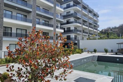 5 rooms Apartment in Kargicak, Turkey No. 21096