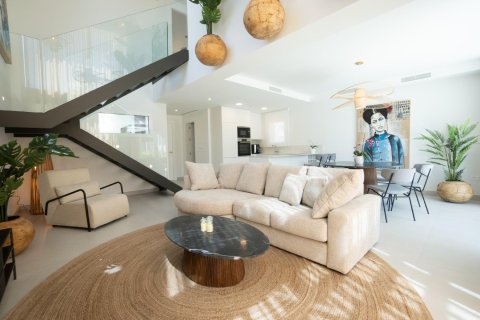 3 bedrooms Villa in Long Dinh, Vietnam No. 92203 9