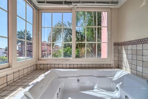 6 chambres House à Marbella, Spain No. 25244