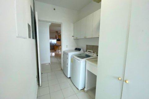 3 bedrooms Apartment in Panama City, Panama No. 112919 14