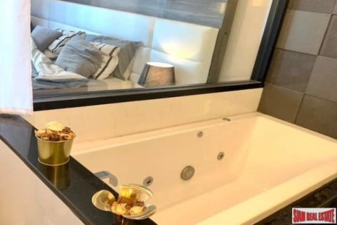 3 bedrooms Apartment in Bangkok, Thailand No. 96146 16