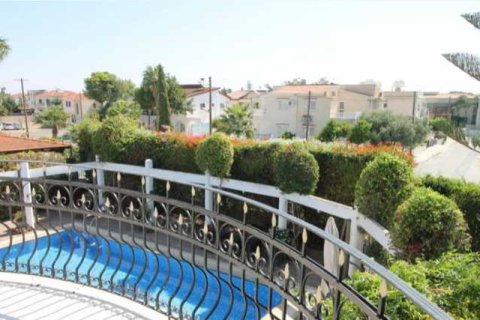5 bedrooms Villa in Oroklini, Cyprus No. 83496 2