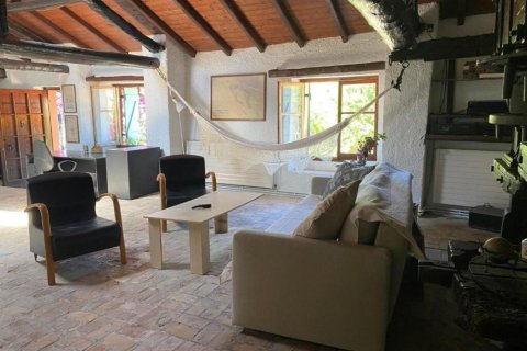 3 bedrooms Villa in Corfu, Greece No. 78218 3