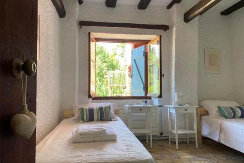 3 bedrooms Villa in Corfu, Greece No. 78218 5