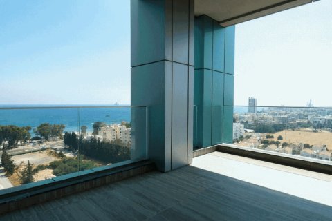 3 dormitorios Apartment en Limassol, Cyprus No. 106108 2
