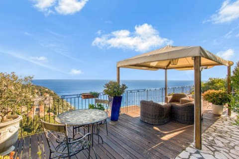 4 bedrooms Villa in Roquebrune-Cap-Martin, France No. 80615 16